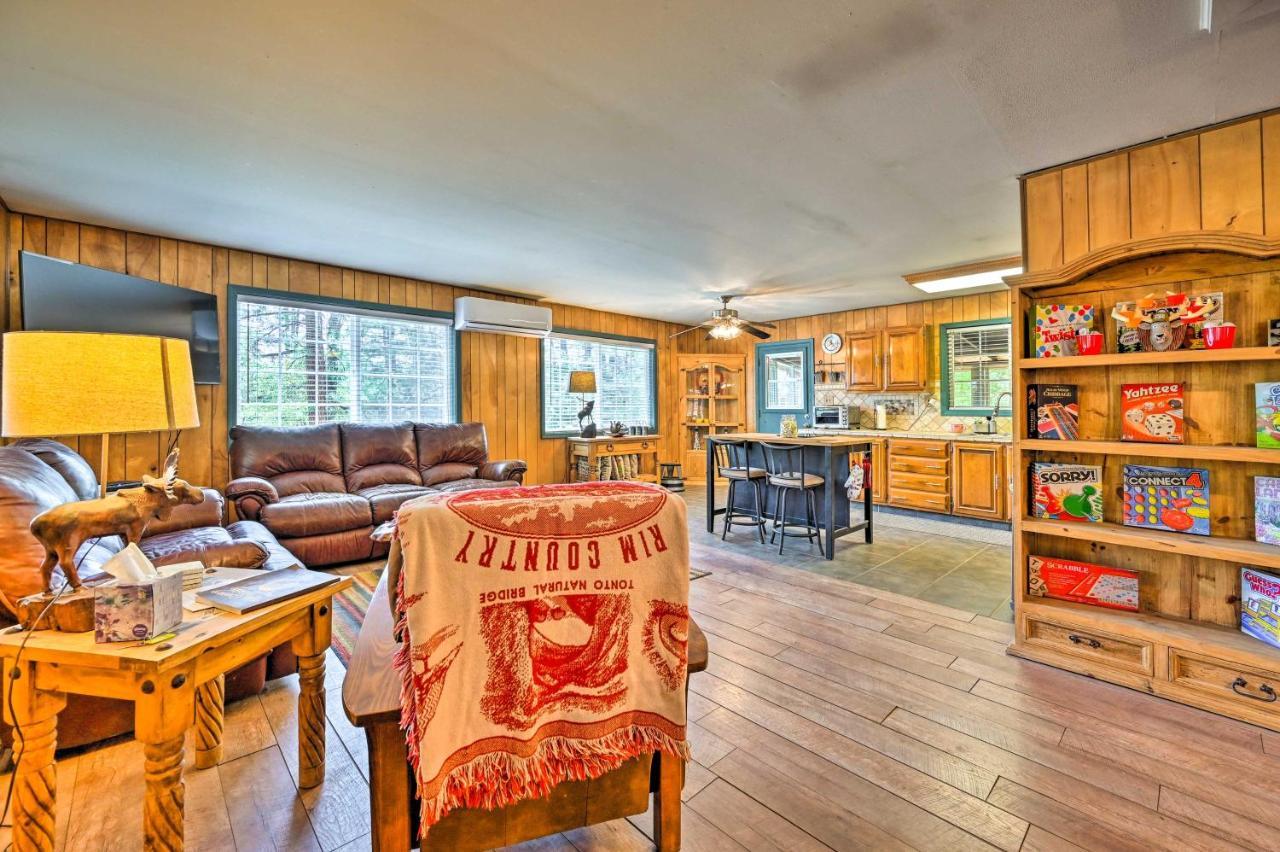 Pine Cabin In The Woods With Yard And Grill! ภายนอก รูปภาพ